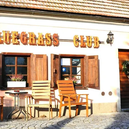 Гостевой дом Bluegrass Club Чески-Крумлов